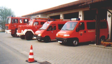 Fahrzeuge der FFw Aidenbach. Durch anklicken der Fahrzeuge erhalten Sie eine n�here Beschreibung.
